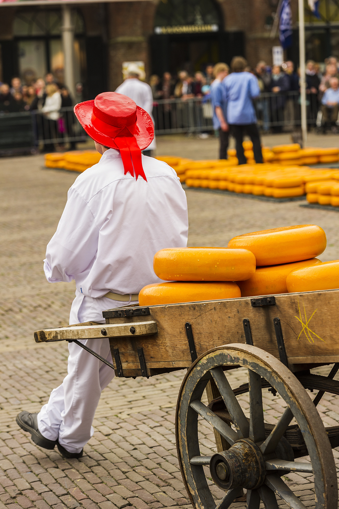 Almaar. Mercado del queso. 